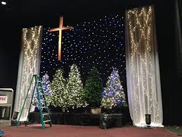 13 0114xmasstage12 Jpg 600 450 Christmas Stage Design Christmas Stage Christmas Stage Decorations