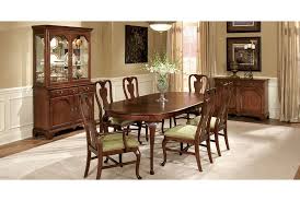 The Drexel Heritage Madison Cherry Ii Dining Room Is Comfortable And Classic Easily Fitting In With Any Hom Furniture Small Dining Table Dining Room Furniture