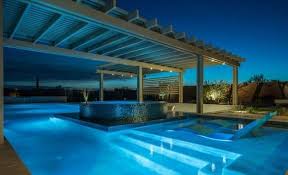 Luxus Pool Grosser Luxus Pool Und Garten Outdoor Decor Outdoor Structures Outdoor