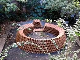 Alte Dachziegel In Kreative Gartendeko Umwandeln Garten Deko Gartenstruktur Dachziegel