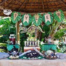 Dinosaur Party And Dino Dig With Incredible Details See Amazing Dinosa Dinosaur Theme Party Dinosaur Themed Birthday Party Dinosaur Birthday Party Decorations