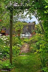 Pin Von Juliana Wasden Auf There Ll Always Be An England Haus Und Garten Cottage Garten Englische Land Garten