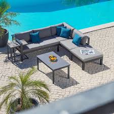 Graue Garten Lounge Aus Metall Und Textil Garten Lounge Lounge Mobel Balkonmobel Lounge