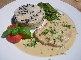Minutensteaks Vom Schwein In Frischkase Sahnesosse Von Rfl Chefkoch Minutensteak Leckeres Essen Hauptspeise