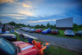 Sign up for eventful's the reel buzz newsletter to get upcoming movie theater ua meadows stadium 12. 15 Drive In Movie Theaters In New York State Untapped New York