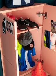 Ikea Lots Spiegel In Einem Ikea Ps Eckschrank Ikea Ideen Jugendzimmer Ikea Ideen Garderobe Ikea