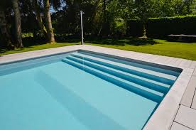 Treppe Uber Ganze Breite Treppe Gartenpools Pool Im Garten