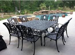 Chateau Dining Table Paired With Grandview Dining Chairs Both From Hanamint Patio Furniture Outdoor Dining