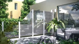 Sichtschutz Fur Den Garten Oder Terrasse Gefallig Bei Bauhaus Findet Ihr Viele Verschiedene Gestaltungsm Sichtschutz Terrasse Glas Sichtschutzzaun Traumgarten