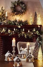 Martha S Countdown To The Holidays Pretty Christmas Decorations Christmas Centerpieces Christmas Decorations