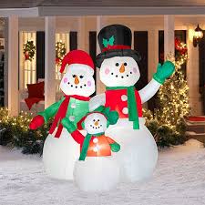 Top 5 Yard Decorations For Christmas Outdoortheme Com Christmas Yard Decorations Inflatable Christmas Decorations Outdoor Inflatable Christmas Decorations