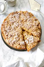 Oma S Apple Crumble Apfelkrumel Recipe Elle Republic Rezept Apfelkuchen Rezept Mit Streusel Apfelkuchen Streusel Apfelstreusel