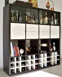 3 Rezensionen Der Flascheneinsatz Kaltern Ist So Vielseitig Wie Wein Selbst Kundenreferenzen Blog Diy Hausbar Regal Weiss Schwedisches Design