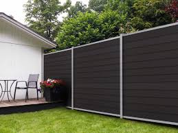 Wpc Steckzaun Sichtschutz Bornholm Steingrau Silber Ca 180x180 Cm Skandinavien Schweden Steckzaun Bornholm Skandinavisches Haus