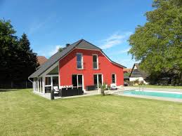 Die Traumvilla Auf Rugen Luxusferienhaus Auf Rugen Mit Eigenem Pool Ferienhaus Mit Sauna Kamin Parkplatz Und Wint House Styles Outdoor Structures Mansions