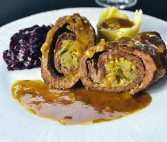 Rinderrouladen Rezept Klassisch Wie Bei Oma Rezept Rinderrouladen Rezept Einfach Rinderrouladen Rinder Rouladen