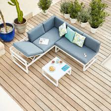 Un salon de jardin haut de gamme en résine tressée et aluminium pour 5 personnes salon de jardin bali en résine tressée noire composé de 6 pièces. Mobilier De Jardin Pas Cher Gifi Salon De Jardin Gifi Chaise Salon De Jardin Mobilier Jardin