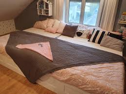 Familienbett Ikea Brimnes Einfach Zusammenschieben Und Fertig Familien Bett Betten Fur Kleine Raume Familienbett