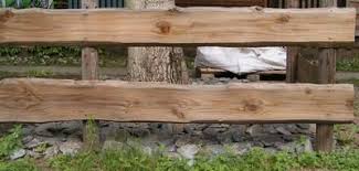 Schwartenbretter Als Zaun Farblos Lasieren Vorher Zum Wetterschutz Schwartenbretter Holzzaun Bauen Zaun