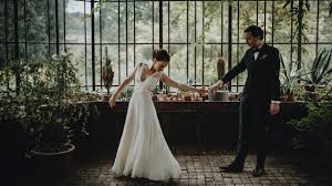 Photo de mariage à granville au château de la crête. Photographe Mariage Normandie Style Moody Samantha Guillon