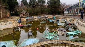 Blub Berlin An Abandoned Water Park In Berlin Neukolln Via Water Park Abandoned Places Abandoned