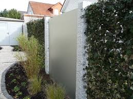 Galabau Sichtschutz Trespa Platte 555px P1060371 01 Jpg 555 416 Pixel Sichtschutz Garten Gartengestaltung Sichtschutz