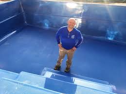 We Re Proud To Partner With Great Builders Like Stacy Lane Of Fiberglass Pools Of Knoxville Who Is Al Leisure Pools Fiberglass Swimming Pools Swimming Pool Spa