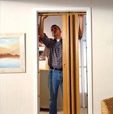 Falttur Einbauen Faltturen Als Praktische Innenturen Heimwerker De Innenturen Tur Selber Bauen Schiebeturen Selber Bauen