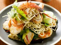Gebratene Reisnudeln Mit Gemuse Und Shrimps Rezept Gebratene Reisnudeln Reisnudeln Rezepte