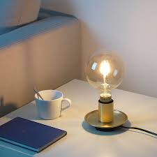 Baralund Pied De Lampe De Table Couleur Laiton Ikea In 2020 Lampentisch Ikea Lampen Messingfarben