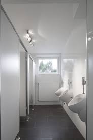 Duscholux Panelle Herrentoilette Tennisclub Dortmund Umbau Raum Wand
