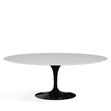 Cette table ovale de la marque knoll permet d'établir des réunions à courtes ou longues durée en petit comité ( 6 personnes ). Knoll International Saarinen Oval Dining Table By Eero Saarinen 1955 1957 Designer Furniture By Smow Com