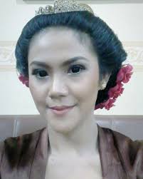 Iamsuperjojo On Instagram Pager Ayu Make Up Look For Angeldimaswedding Look So Flawless I Love It Bestfriend Wedding Pag Kebaya Make Up Batik