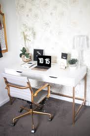 White And Gold Offices An Elegant And Inspirational Workspace Home Office Decor Gold Home Decor White Office Decor