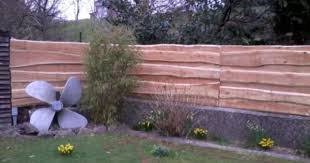 Unbesaumter Bretterzaun Zaun Garten Pflanzenrankgitter Garten Deko