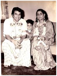 What Was The Matter Of Two Marriages Of Dharmendra Quora Dharmendra, jaya prada, amrish puri subscribe: