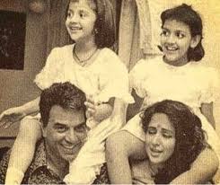 Dharmendra Wiki Age Family Wife Biography More Wikibio Movieorca is a free movies streaming site with zero ads.