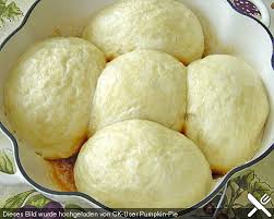 Chefkoch De Rezept Susse Dampfnudeln Dampfnudeln Dampfnudeln Rezept Rezepte