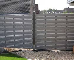 Rhomtrend Rhombus Sichtschutzzaun Elemente In Silbergrau Und Pfosten In Schiefer Lasiert Sichtschutzzaun Sichtschutz Larche Sichtschutz