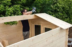 Dans le cadre d'une construction d'abri de jardin, un permis de construire sera obligatoire sous certaines conditions. Construire Un Abri De Jardin