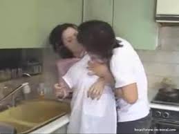 巨乳義母の北原夏美が息子に襲われ近親相姦 北原夏美 巨乳屋 Xvideos 北原夏美 しもぞう Com