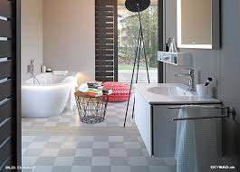 Harmonische Kreisform Und Filigrane Kanten Sind Das Leitmotiv Von Darling New Dem Designklassiker Im Du In 2021 Sieger Design Moderne Badezimmermobel Moderne Toilette