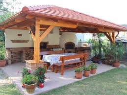Fotografia Postată De Casesigradini Holzhaus Garten Grillplatz Im Garten Feuerstelle Garten
