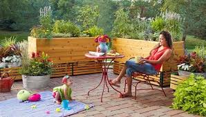 Hochbeet Fur Balkon Selber Bauen Und Bepflanzen 20 Tipps Erhohte Terrasse Diy Ubertopf Garten Pflanzkasten