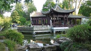 Bethmannpark Und Garten Des Himmlischen Friedens Frankfurt Am Main Germany Image Frankfurt Am Main Frankfurt Maine