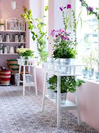 Lantliv Blumenstander Weiss Hier Kaufen Ikea Deutschland Ikea Terrasse Hangepflanzen Zimmer Pflanzentisch