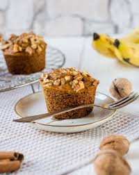 Superfluffige Glutenfreie Bananenmuffins Mit Walnussen Und Zimt Rezept Bananenmuffins Lebensmittel Essen Dessert Ideen