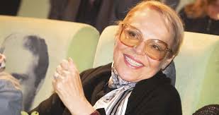 Join facebook to connect with dagmar pavlová and others you may know. Dagmar Havlova Priznala Lekarsky Zakrok Museli Mi Zachranit Chatrajici Zrak Blesk Cz