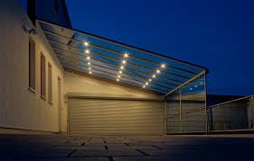 Glas Carport Aus Alu Und Glas Mit Stimmungsvoller Beleuchtung Von Mwk Aus Mering Uberdachungen Uberdachung Terrasse Terrassenuberdachung