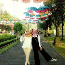 Ceweknya di anu orang !! Candid Gaya Selfie Hijab Kekinian Hijabfest